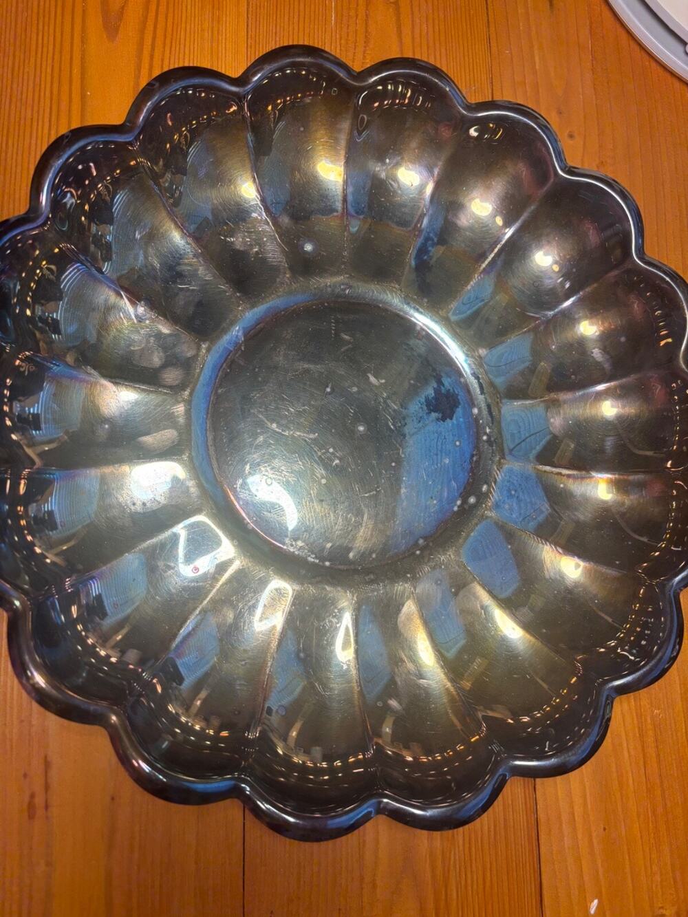 OLD VINTAGE REED & BARTON 109 SILVERPLATED SERVING PLATTER, 12‎ 3/4" DIAMETER